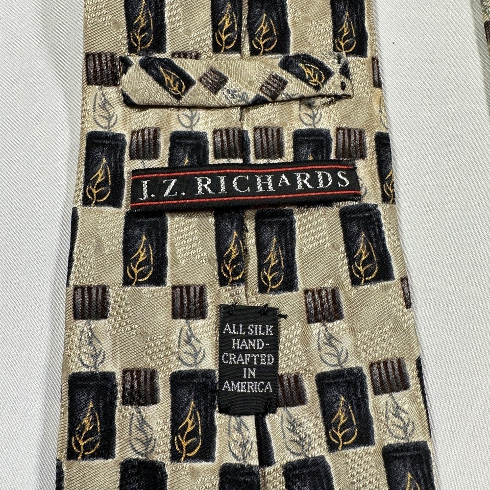 Men’s J.Z. Richards Necktie 💯 Silk - Picture 3 of 4